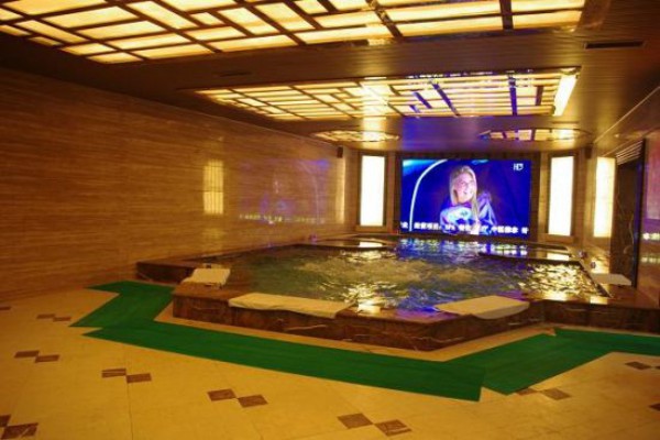 成都桑拿蒸鸡推荐：养生美味，一网打尽(成都蒸桑拿的地方)